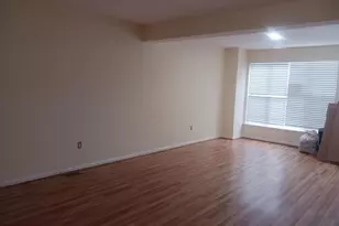 205 Hillside Ct, Stafford, VA 22554 - Photo 3