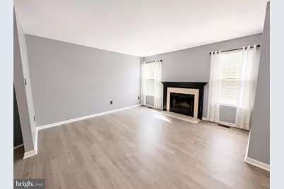 801 Wind Ridge Dr, Stafford, VA 22554 - Photo 5
