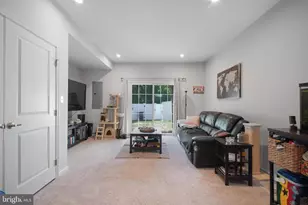 535 View Point Way, Fredericksburg, VA 22405 - Photo 3