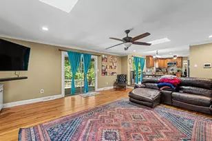 301 Greenwood Dr, Fredericksburg, VA 22405 - Photo 5