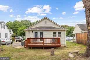 205 E Chatham St, Fredericksburg, VA 22405 - Photo 7