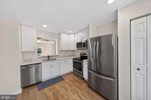 111 Knollwood Ct, Stafford, VA 22554 - Photo 7