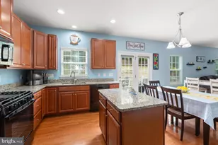 47 Queensland Dr, Fredericksburg, VA 22405 - Photo 9