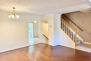 105 Staunton Ct, Stafford, VA 22554 - Photo 3