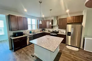 608 Cherryview Dr, Fredericksburg, VA 22405 - Photo 3