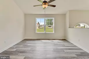 19 Carol St, Fredericksburg, VA 22405 - Photo 7