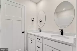 19 Carol St, Fredericksburg, VA 22405 - Photo 25
