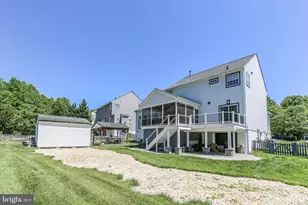 8 Country Manor Dr, Fredericksburg, VA 22406 - Photo 35