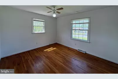1804 Sherwood Drive, Fredericksburg, VA 22405 - Photo 19