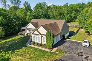 325 Gentle Breeze Cir, Fredericksburg, VA 22406 - Photo 57