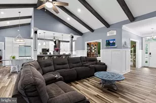 325 Gentle Breeze Cir, Fredericksburg, VA 22406 - Photo 5