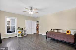 325 Gentle Breeze Cir, Fredericksburg, VA 22406 - Photo 23