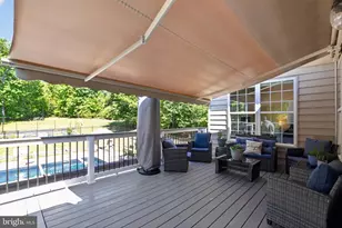 325 Gentle Breeze Cir, Fredericksburg, VA 22406 - Photo 47