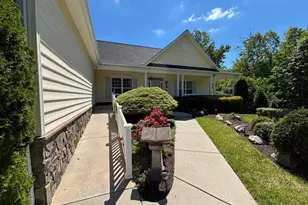 320 Gentle Breeze Cir, Fredericksburg, VA 22406 - Photo 5