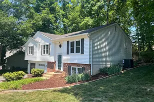 7 S Pointe Ln, Fredericksburg, VA 22405 - Photo 1