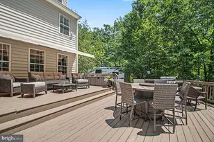 335 Gentle Breeze Cir, Fredericksburg, VA 22406 - Photo 5