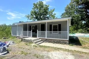 211 Sandy Ridge Rd, Fredericksburg, VA 22405 - Photo 1