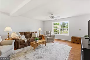 37 Ontell Ct, Stafford, VA 22554 - Photo 3
