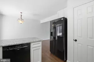 309 Barrows Ct, Fredericksburg, VA 22406 - Photo 13