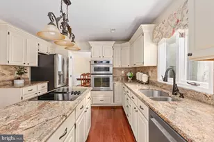 11 Rome Dome Ct, Stafford, VA 22556 - Photo 3