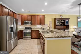 165 Hyannis Pl, Fredericksburg, VA 22406 - Photo 17