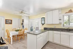 919 Eastern View Dr, Fredericksburg, VA 22405 - Photo 11