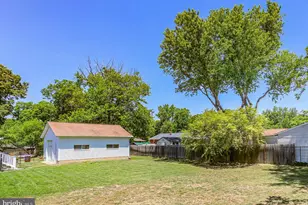 223 Spring Knoll Cir, Fredericksburg, VA 22405 - Photo 37