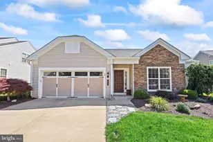37 Battery Point Dr, Fredericksburg, VA 22406 - Photo 1