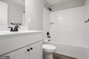 407 Smith St, Fredericksburg, VA 22405 - Photo 15