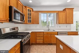 231 Crown Manor Dr, Stafford, VA 22556 - Photo 11