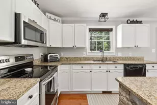 21 St Marks Ct, Stafford, VA 22556 - Photo 17