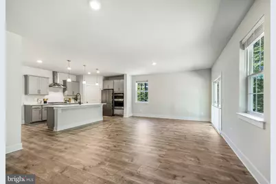 626 Long Meadow Drive, Fredericksburg, VA 22406 - Photo 9