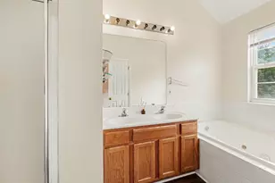 12 Townes Pl, Fredericksburg, VA 22405 - Photo 5