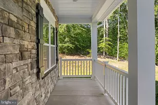 8 Timberidge Dr, Fredericksburg, VA 22406 - Photo 3