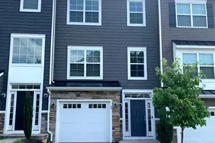 83 Andrews Pl, Fredericksburg, VA 22405 - Photo 1