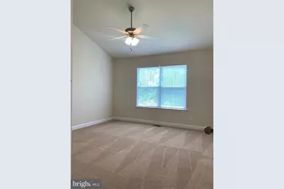 90 Andrews Place, Fredericksburg, VA 22405 - Photo 5