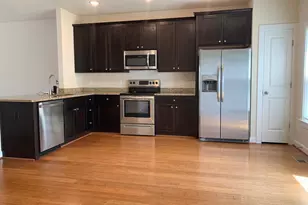 90 Andrews Pl, Fredericksburg, VA 22405 - Photo 3