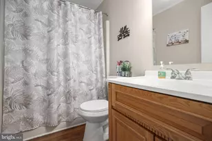 573 Melchers Dr, Fredericksburg, VA 22405 - Photo 13