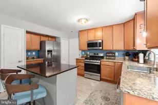 96 Holly Cir, Fredericksburg, VA 22405 - Photo 15