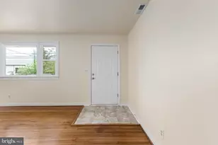 409 Pratt St, Fredericksburg, VA 22405 - Photo 17
