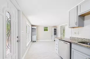 203 Shackelford Well Rd, Fredericksburg, VA 22406 - Photo 5