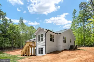 142 Chesapeake Dr, Stafford, VA 22554 - Photo 13