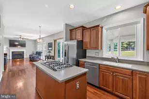 6 Monarch Ct, Stafford, VA 22554 - Photo 9