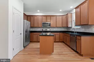 201 Spotswood St, Stafford, VA 22554 - Photo 17