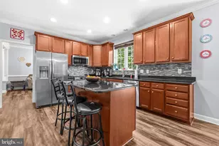 90 Maplewood Dr, Stafford, VA 22554 - Photo 9