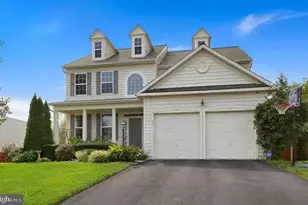 10 Manorwood Dr, Fredericksburg, VA 22406 - Photo 1