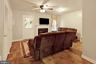 52 Townes Pl, Fredericksburg, VA 22405 - Photo 5