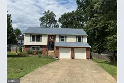 48 Washington and Lee Boulevard, Stafford, VA 22556 - Photo 1