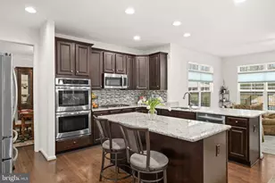 345 Long Meadow Dr, Fredericksburg, VA 22406 - Photo 17