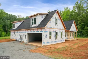 38 Dahlia Ln, Fredericksburg, VA 22406 - Photo 3